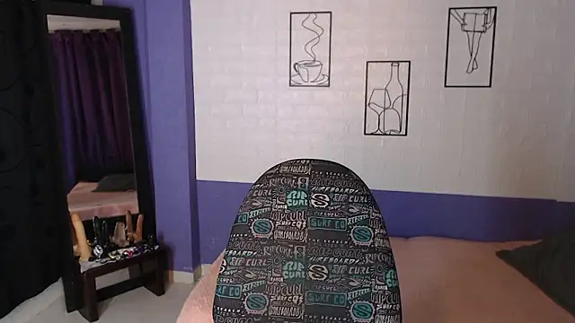 skinny Yizz online show from March 2026 11:20:02 PM