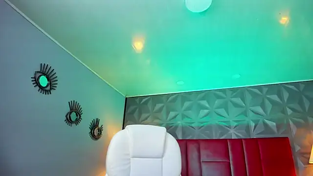 Sabrina Sabrock  online show from January 2025 08:07:02 AM