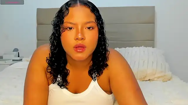 Dephne   online show from March 2025 11:31:02 AM