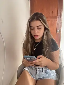 Miss valeriaa online show from March 2026 08:55:01 PM