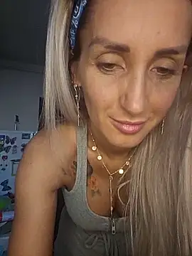 IsabelleEthan online show from March 2026 05:44:01 AM