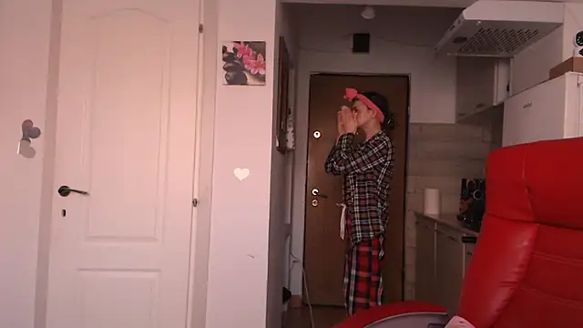 simyhvn online show from April 2026 04:08:02 AM