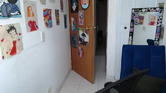 soynanabela28 online show from May 2026 05:43:01 PM