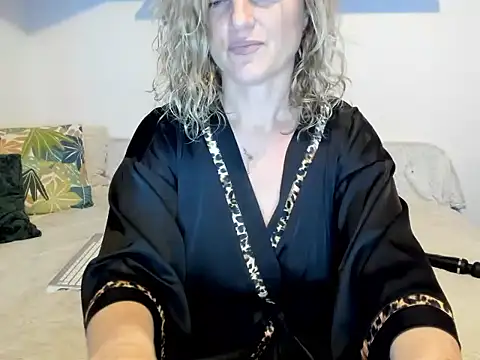 Jadore able online show from February 2025 05:41:01 AM