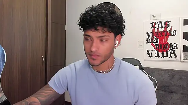 Alessandro Vanni online show from January 2026 01:48:01 PM