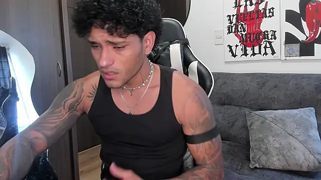 Alessandro Vanni online show from February 2026 02:35:01 PM