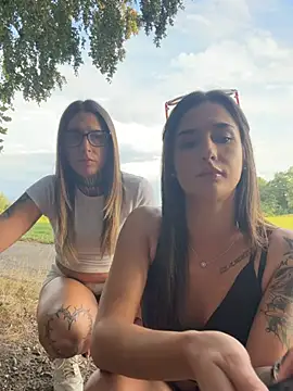 Snapshot of joanaelaa chatting on July 2026 06:03:02 PM joanaelaa online show from July 2026 06:03:02 PM