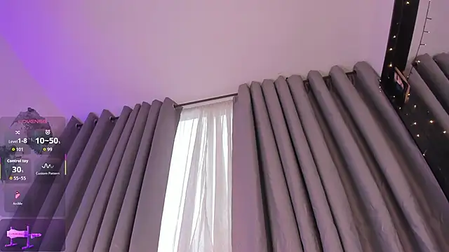 Thiago jones online show from October 2025 08:52:01 PM