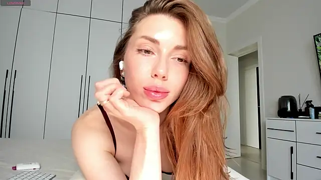  Miss Johansson  online show from April 2026 01:52:02 PM