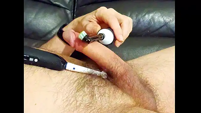 hairyuncut00 online show from April 2026 08:48:01 AM