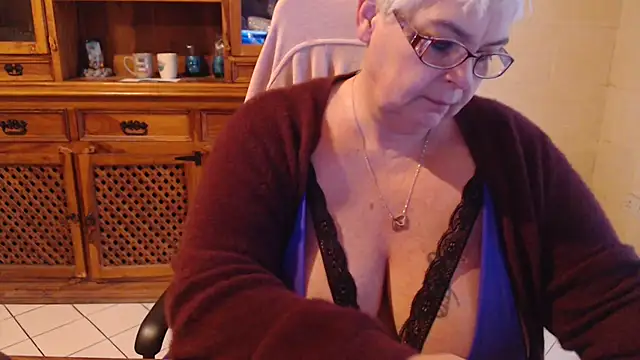 MISS LINDAH online show from March 2025 06:15:02 AM