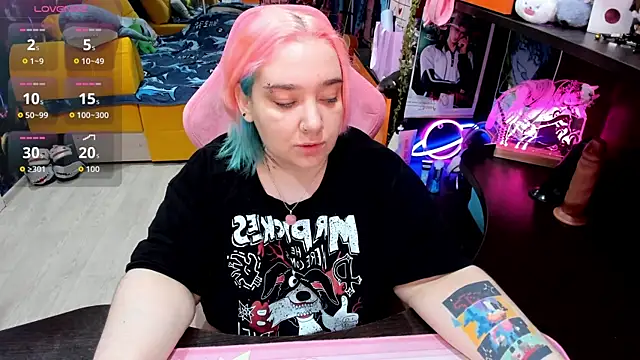 Softie Sofy online show from March 2026 03:45:02 AM