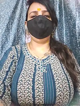 Snapshot of cute-tanvi chatting on July 2026 01:11:01 AM cute-tanvi online show from July 2026 01:11:01 AM