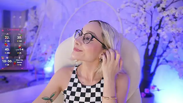 Snapshot of DalahiaRush chatting on February 2025 11:43:02 AM DalahiaRush online show from February 2025 11:43:02 AM