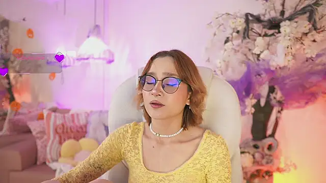 Snapshot of DalahiaRush chatting on October 2025 06:57:02 PM DalahiaRush online show from October 2025 06:57:02 PM