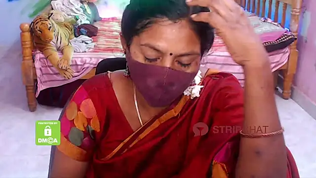 Snapshot of Novapol chatting on December 2024 01:06:01 PM Novapol online show from December 2024 01:06:01 PM