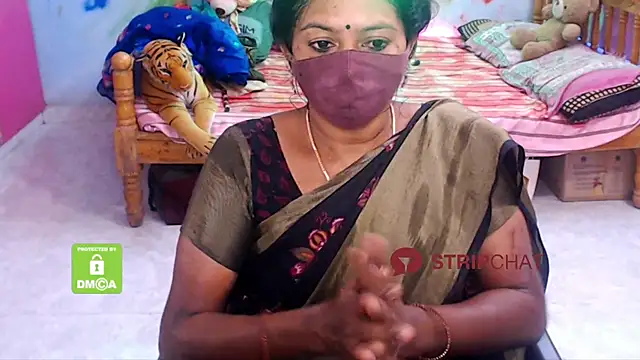 Snapshot of Novapol chatting on December 2024 05:30:01 PM Novapol online show from December 2024 05:30:01 PM