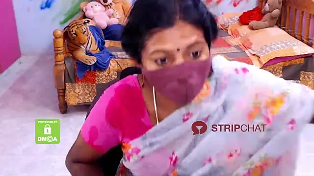 Snapshot of Novapol chatting on March 2025 06:07:02 PM Novapol online show from March 2025 06:07:02 PM