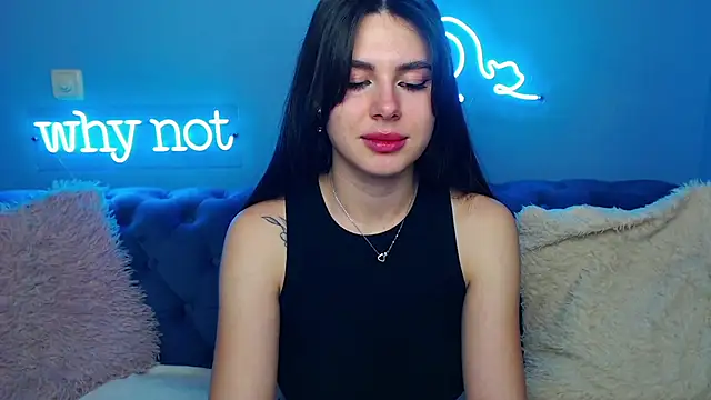 ViollinaLove online show from February 2025 11:53:01 AM