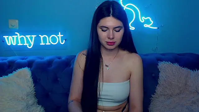 ViollinaLove online show from April 2026 04:48:01 PM