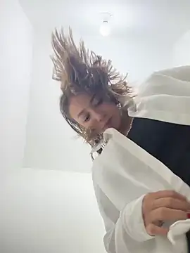 Hall 16 online show from March 2025 09:35:01 PM