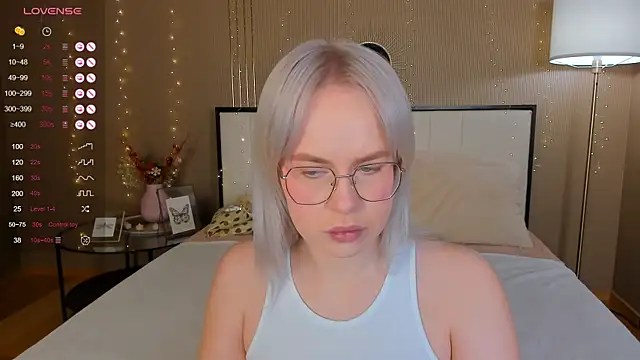 Snapshot of bellatip chatting on November 2025 12:42:01 AM bellatip online show from November 2025 12:42:01 AM