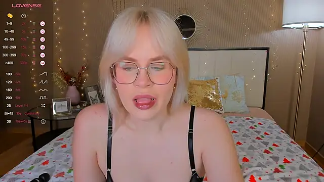 Snapshot of bellatip chatting on December 2025 12:49:02 AM bellatip online show from December 2025 12:49:02 AM