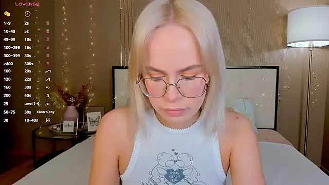 Snapshot of bellatip chatting on February 2026 12:40:02 AM bellatip online show from February 2026 12:40:02 AM