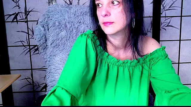  Sweetlonglips  online show from April 2026 08:31:01 AM