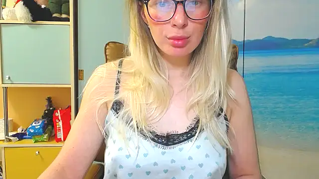 Snapshot of miaa_sunn chatting on May 2026 09:23:02 PM miaa sunn online show from May 2026 09:23:02 PM