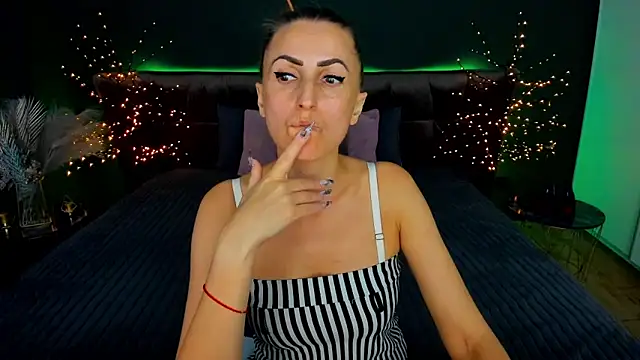 Rebecca Diamond online show from September 2025 11:59:01 AM