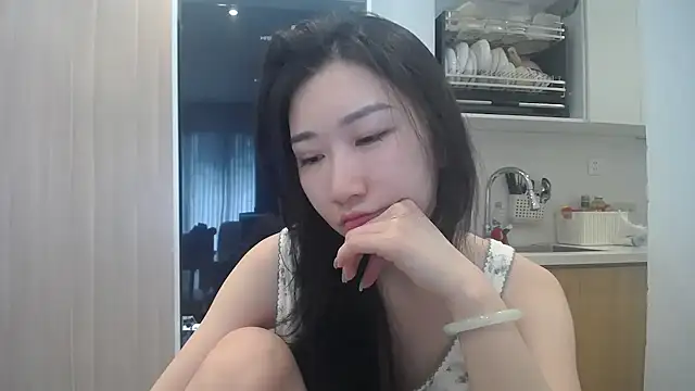 Snapshot of Asiagirll chatting on June 2026 02:05:02 AM Asiagirll online show from June 2026 02:05:02 AM