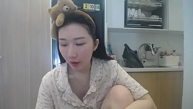 Snapshot of Asiagirll chatting on July 2026 02:05:17 AM Asiagirll online show from July 2026 02:05:17 AM