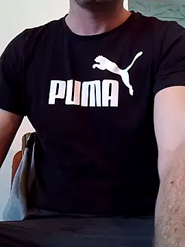 Rolandxxxr online show from February 2025 08:32:02 AM