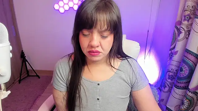 Snapshot of sophia_grants chatting on October 2025 06:06:02 AM sophia grants online show from October 2025 06:06:02 AM