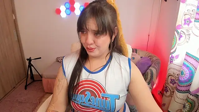 Snapshot of sophia_grants chatting on November 2025 11:45:01 AM sophia grants online show from November 2025 11:45:01 AM