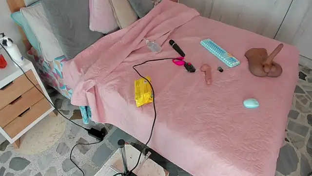 Snapshot of elena_mature chatting on October 2025 07:25:02 PM elena mature online show from October 2025 07:25:02 PM