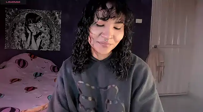 Snapshot of Mary_Rosse1 chatting on January 2025 11:56:01 AM Mary Rosse1 online show from January 2025 11:56:01 AM