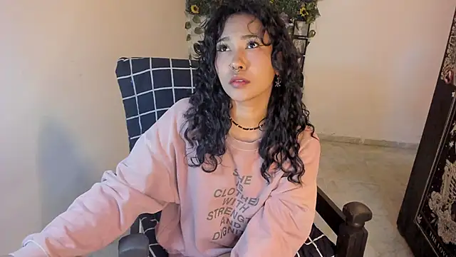 Snapshot of Mary_Rosse1 chatting on October 2025 07:03:02 PM Mary Rosse1 online show from October 2025 07:03:02 PM