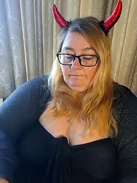 Iceprincess2bad4u online show from May 2026 06:19:01 AM
