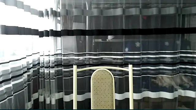 cold lollipop online show from November 2025 07:08:01 AM