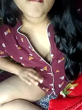 Sweet-Berry online show from March 2025 05:46:01 PM