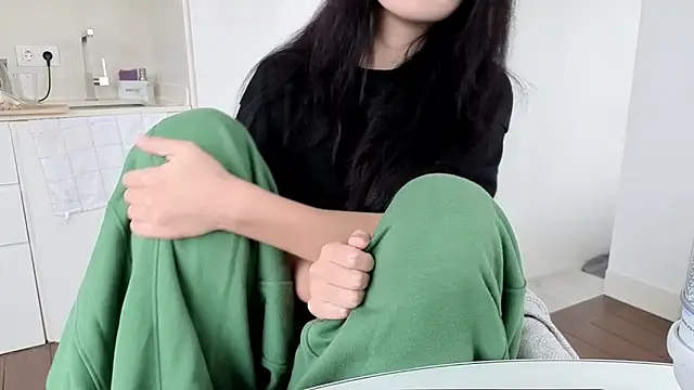 Snapshot of TammiLou chatting on February 2026 02:48:02 PM TammiLou online show from February 2026 02:48:02 PM