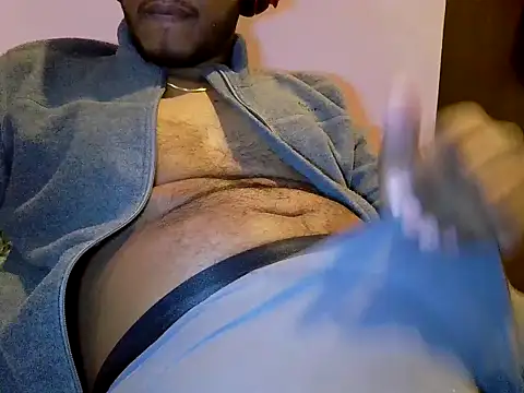 Snapshot of piratess chatting on December 2024 10:30:01 PM piratess online show from December 2024 10:30:01 PM