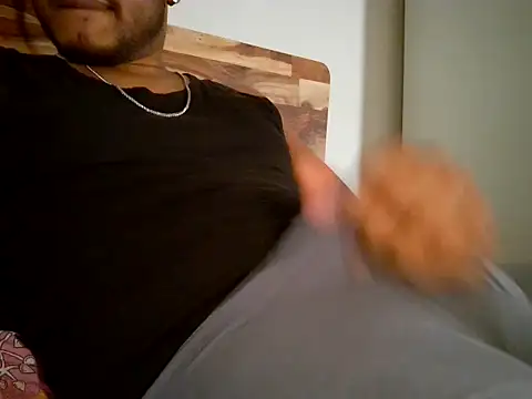 piratess online show from July 2026 07:17:01 PM