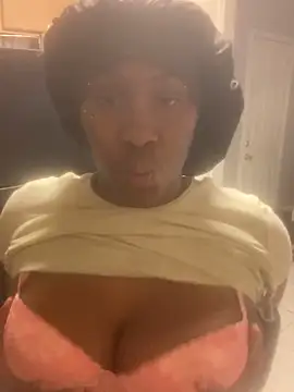 Snapshot of Foreignthababyy chatting on January 2026 04:00:02 PM Foreignthababyy online show from January 2026 04:00:02 PM