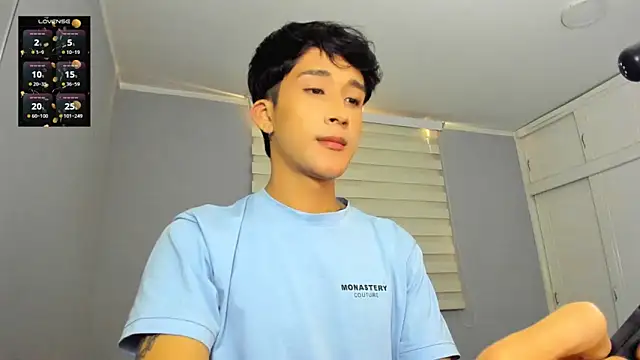 tom Howard online show from October 2025 11:43:01 AM