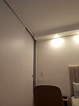 Snapshot of Maya_Lewis chatting on January 2026 11:17:01 PM Maya Lewis online show from January 2026 11:17:01 PM