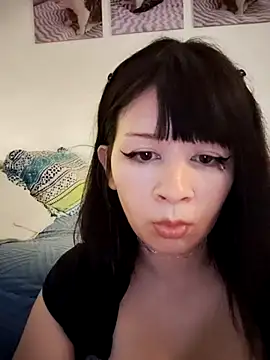 Haru Queenn online show from November 2025 02:33:02 AM