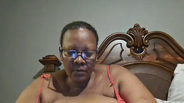 Snapshot of SEXYBOOBSNASS chatting on January 2025 05:51:02 PM SEXYBOOBSNASS online show from January 2025 05:51:02 PM